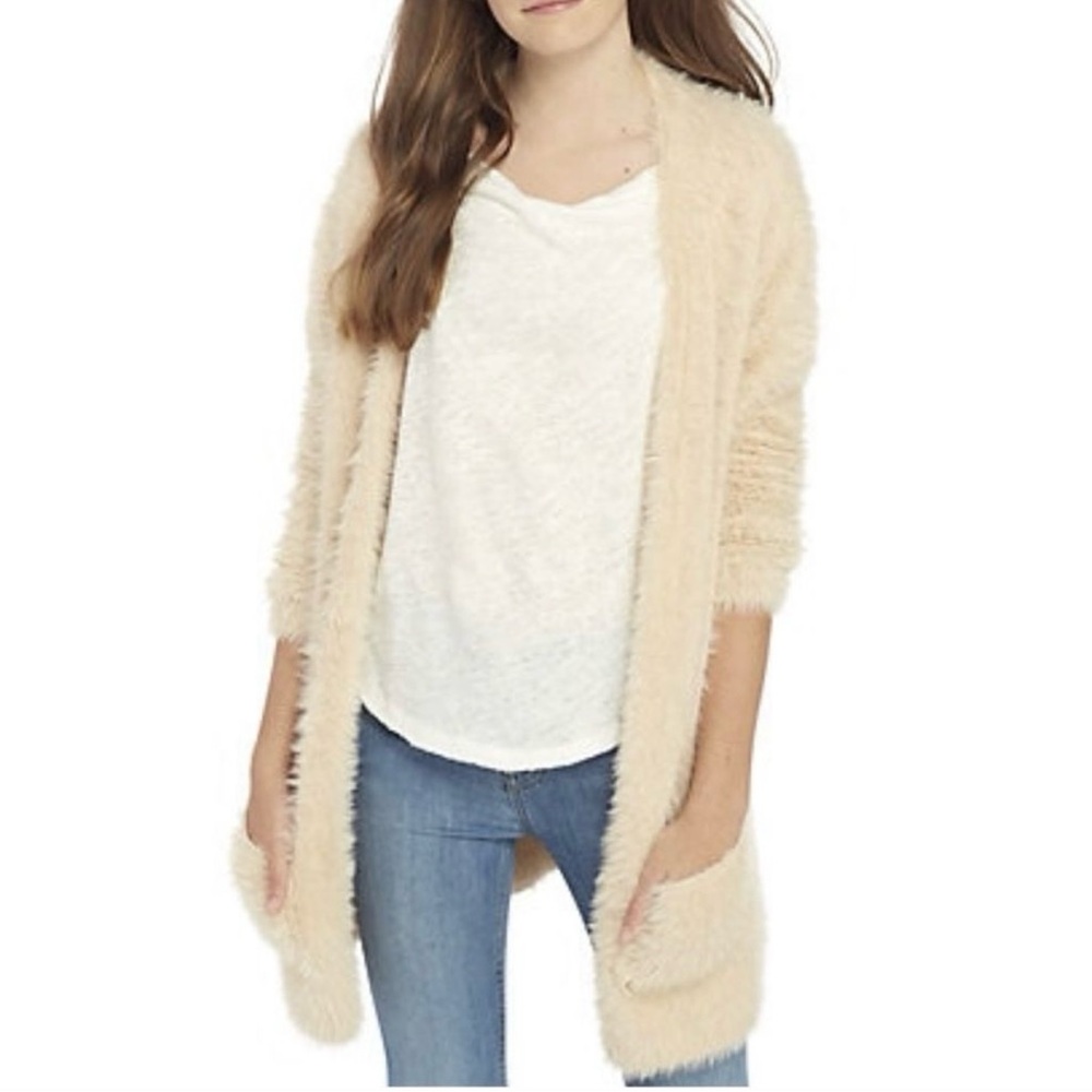 Free People Cream Fuzzy Cardigan 💋💄